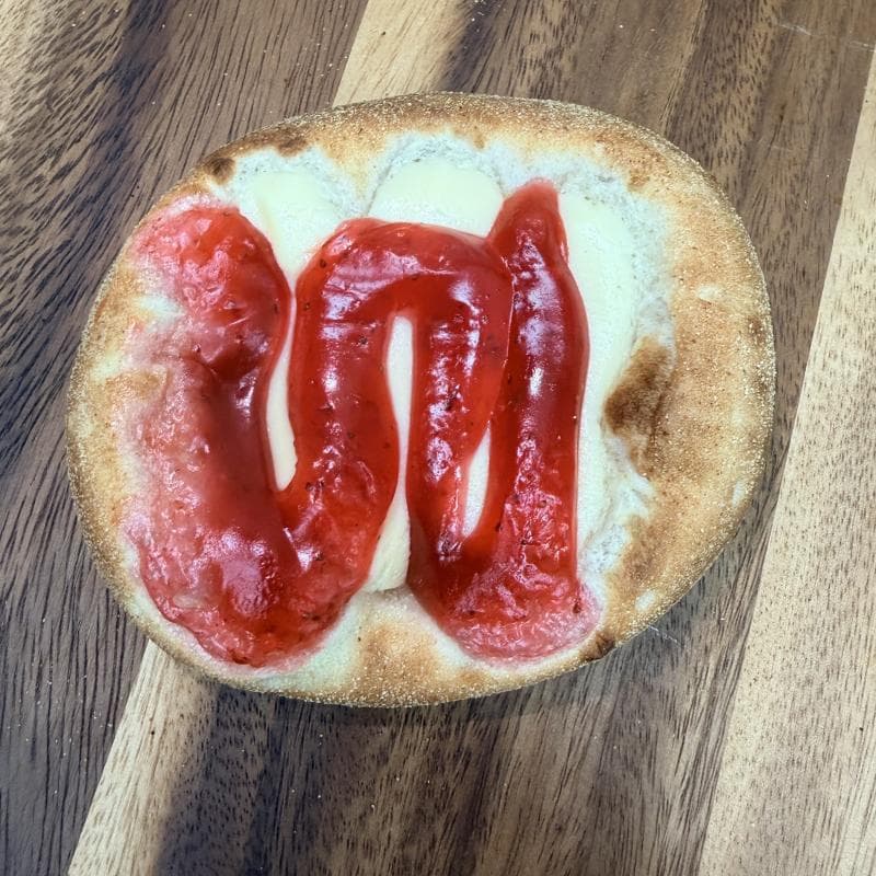 Strawberry Cheesecake Sfiha